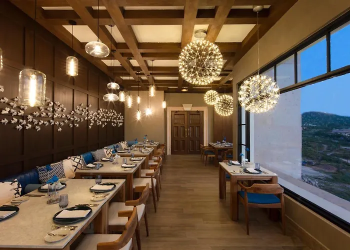 Vista Encantada & Residences