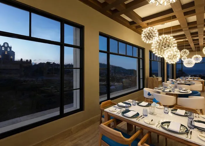 Vista Encantada & Residences Hotel 5*