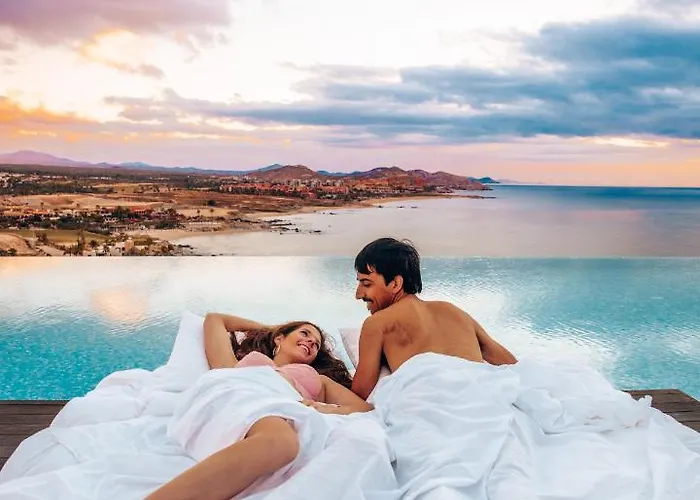 Vista Encantada & Residences Hotel