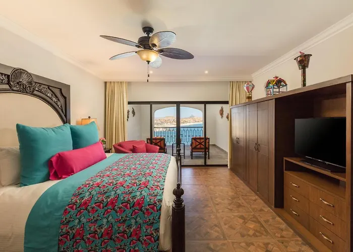 Vista Encantada & Residences Hotel