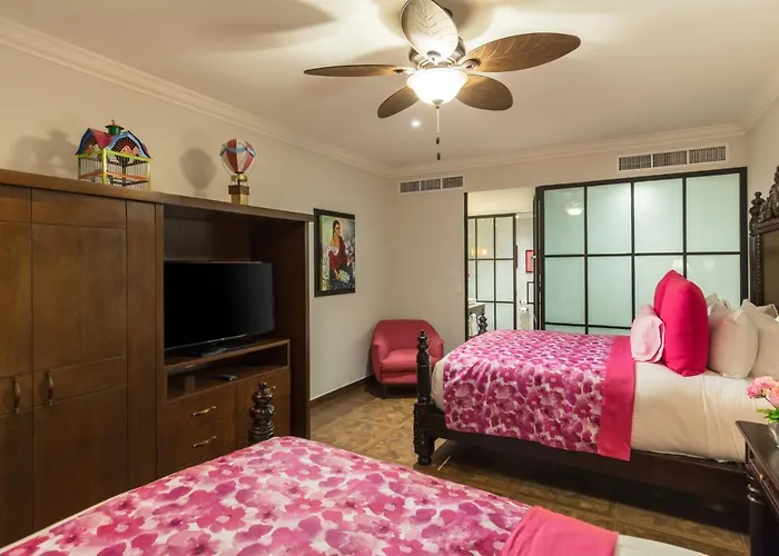 Hotel Vista Encantada & Residences