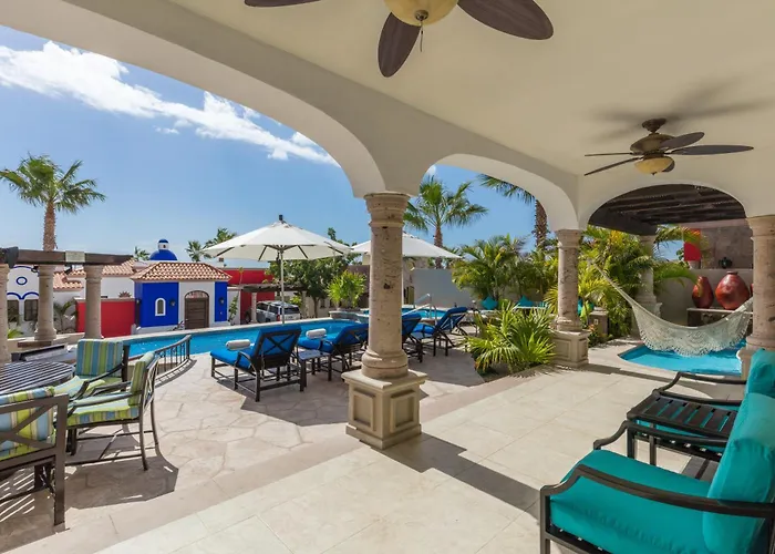 Vista Encantada & Residences Hotel